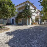 3 Bed Villa Plus 1 Bed Guest Annexe In Praia da Luz Algarve 1