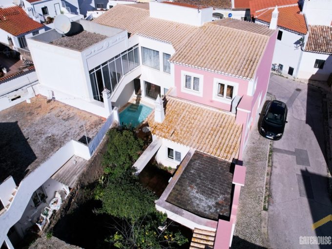 4 Bed Townhouse With Pool In Estombar Lagoa Algarve 1