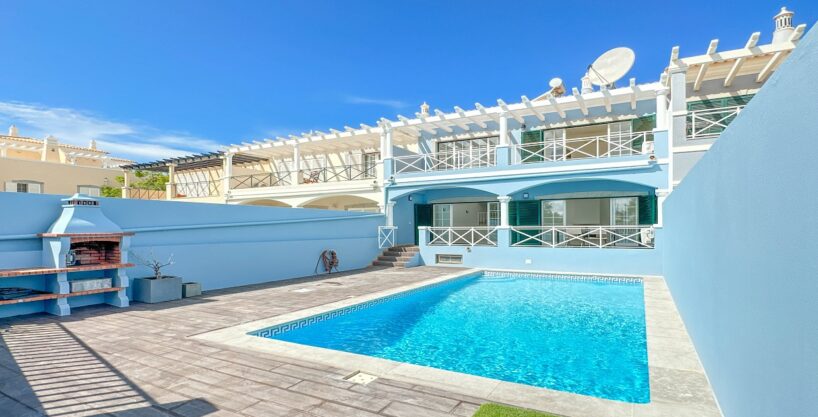 5 Bed Linked Villa With Pool In Vilamoura Algarve 1