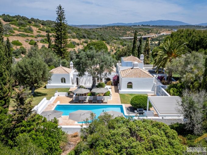 6 Bed Boutique Villa & Guesthouse In Lagos Algarve 1