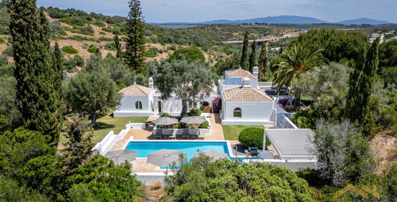6 Bed Boutique Villa & Guesthouse In Lagos Algarve 1