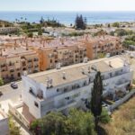 Algarve Top Floor 3 Bedroom Apartment Close To Luz Beach 1