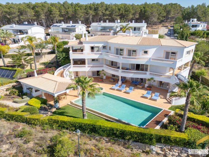 Sea View 5 Bed Villa In Quinta da Fortalez Burgau Algarve 1