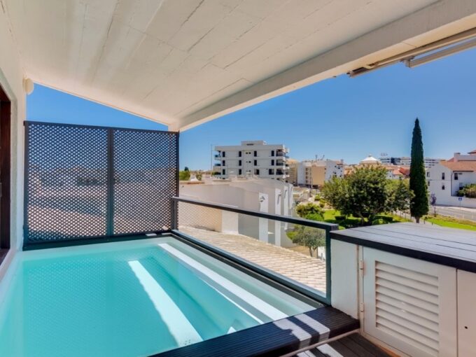 3 Bed Duplex Apartment In Vilamoura Centre Algarve 3