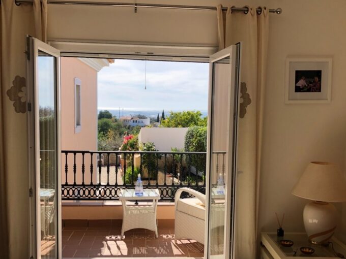 3 bed apartment for sale in Santa Barbara de Nexe, Algarve 8