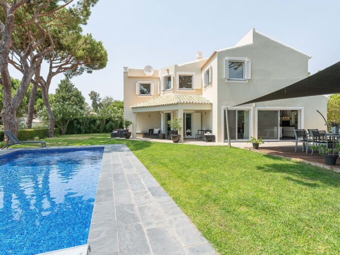 4 Bed Villa On Pinhal Golf Course Vilamoura Algarve 1