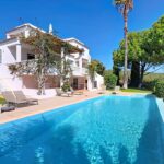 4 bed country villa for sale in Loule, Algarve 1