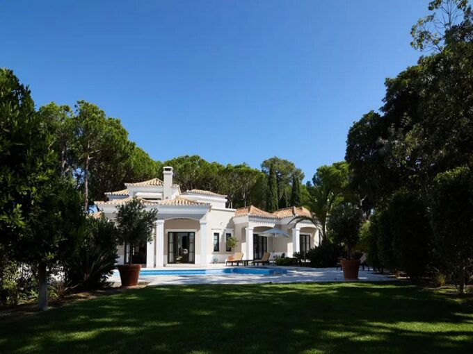 5 bed villa for sale in Pinheiros Altos, Quinta do Lago, Algarve