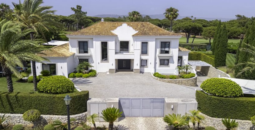 Algarve luxury 5 bedroom villa for sale in Quinta do Lago Golf 1