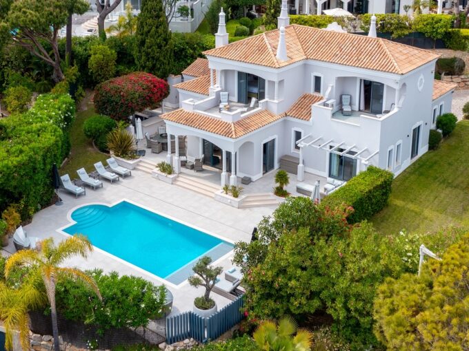 Algarve luxury sea view 5 bed villa for sale in Dunas Douradas 1