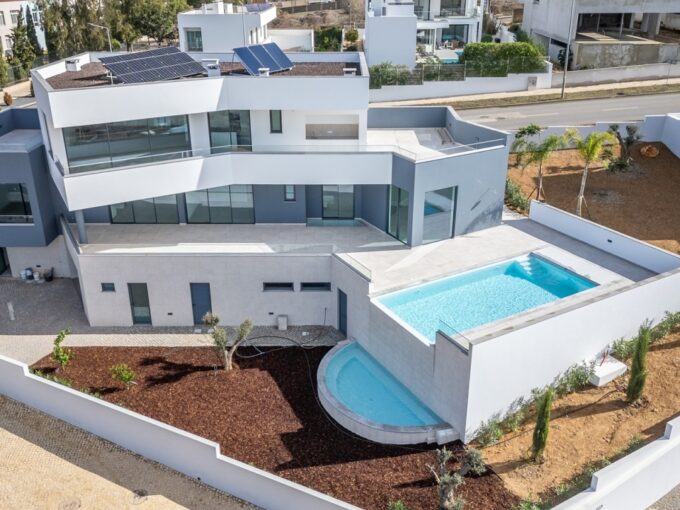 Brand New Sea View Villa In Lagos West Algarve 1