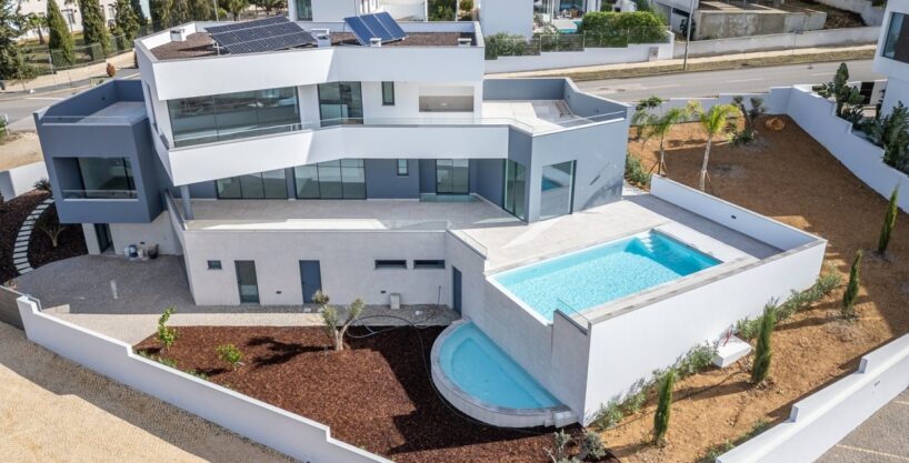 Brand New Sea View Villa In Lagos West Algarve 1