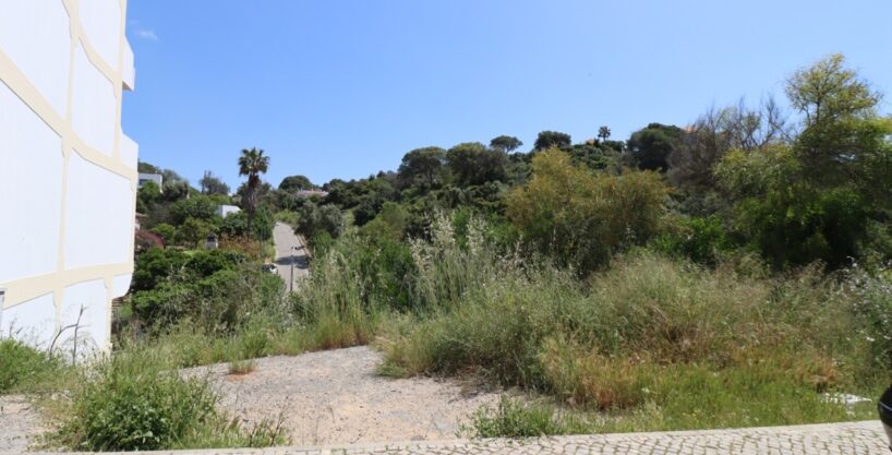Building land in Carvoeiro centre, Algarve for sale 1