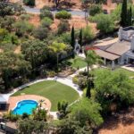 Detached renovated 3 bedroom villa in Santa Barbara de Nexe, Algarve 2