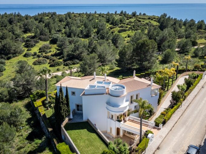 Luxury Sea View Villa In Praia da Luz West Algarve 1