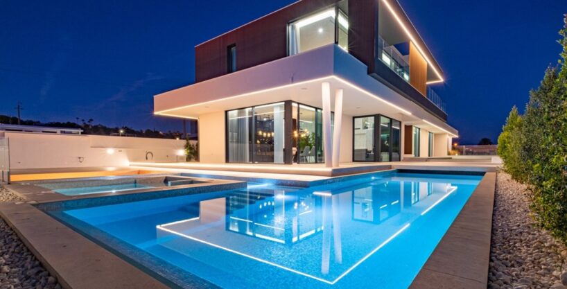 New Luxury Villa Near Salgados Golf Algarve 1