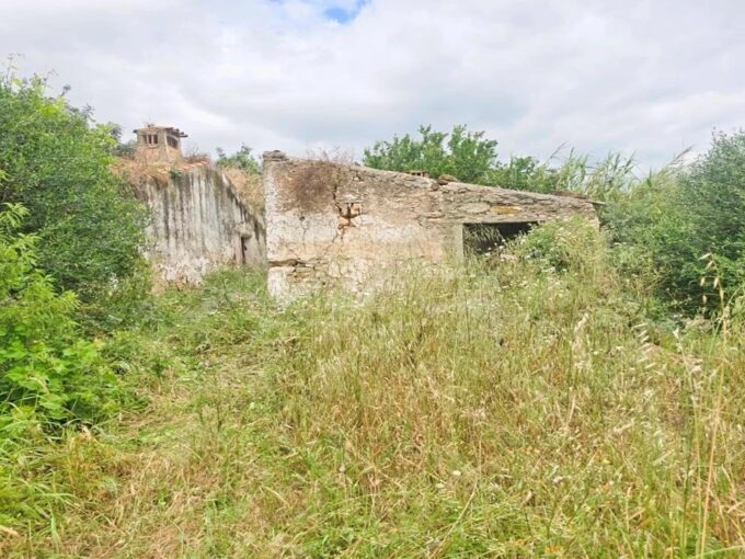 Sea view ruin with 2.5 hectares in Tavira, Algarve 1