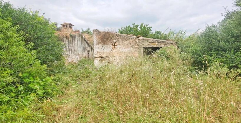 Sea view ruin with 2.5 hectares in Tavira, Algarve 1