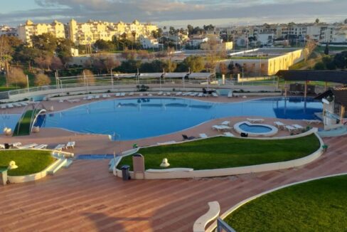 Studio Apartment For Sale In Albufeira Algarve 1