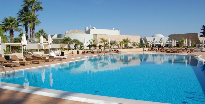 2 bed ground floor apartment in Boa Nova Resort, Carvoeiro 1