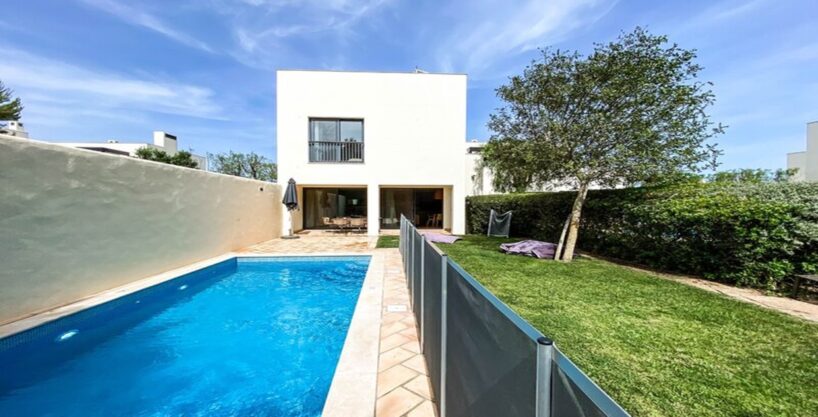 2 bed townhouse for sale on Martinhal Resort, Sagres, Algarve 1