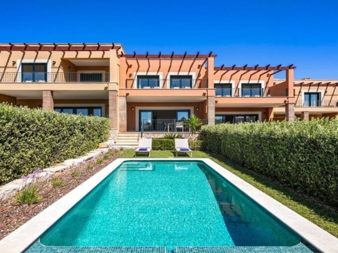 3 bed townhouse in Vale de Milho, Carvoeiro, Algarve 1