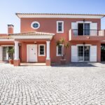 3 bed villa for sale in Sitio dos Quartos, Almancil, Algarve 1
