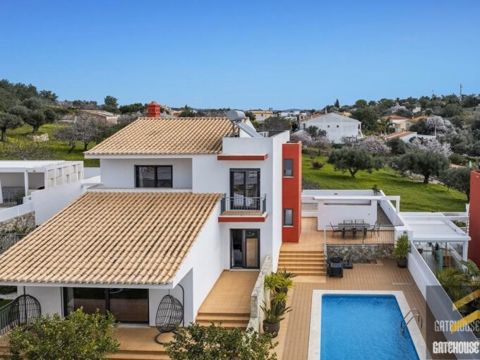 4 bed sea view modern villa for sale in Loule, Algarve 1
