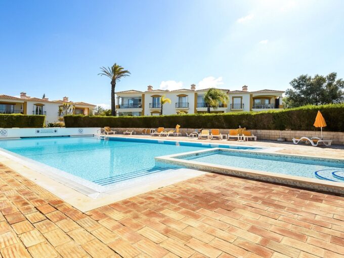 Algarve 2 bed golf apartment on Pestana Gramacho 1