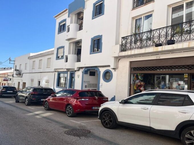 Commercial property for sale in Praia da Luz, Algarve 3