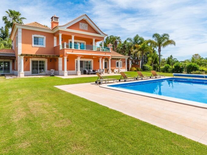 Luxury Algarve villa with equestrian facilities 1