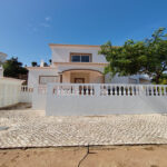 Renovated 4 bed villa for sale in Budens West Algarve 1