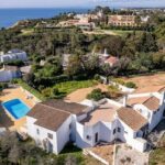 Seafront detached villa for renovation in Carvoeiro, Algarve 2