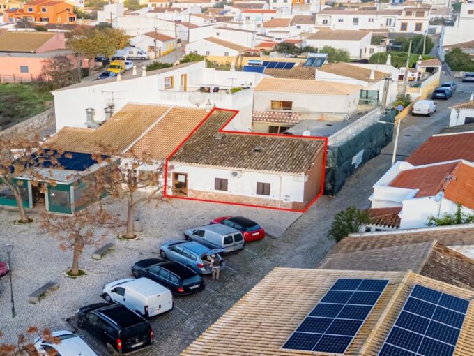 1 bed townhouse for sale in Almadena, Luz, Algarve 2