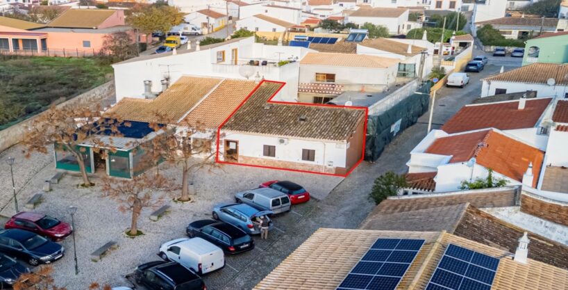 1 bed townhouse for sale in Almadena, Luz, Algarve 2