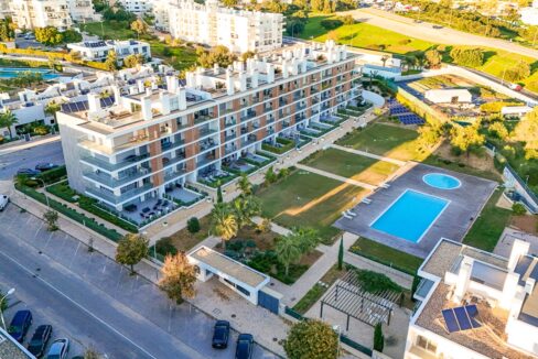 3 bed ground floor apartment for sale in Albufeira, Algarve 1