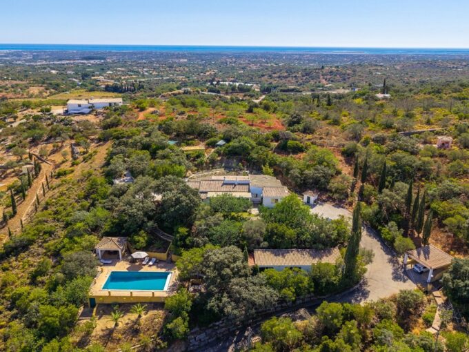 3 bed villa,1 bed annexe, 3 bed chalet near Moncarapacho, Algarve 1