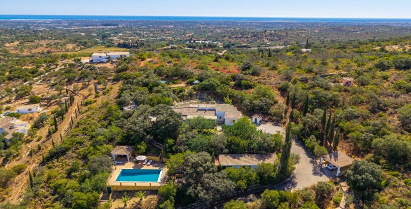 3 bed villa,1 bed annexe, 3 bed chalet near Moncarapacho, Algarve 1