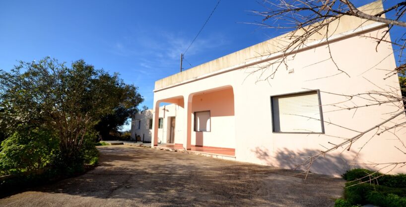 4 bed detached split villa for sale in Loule, Algarve 2