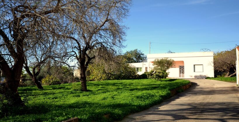 4 bed detached split villa for sale in Loule, Algarve 22