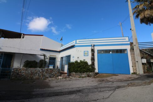 2 bed cottage with garden and garage in Sao Bras de Alportel, Algarve 1