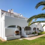 2 bed townhouse for sale in Vilamoura, Algarve 1