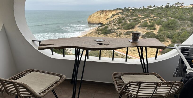 3 bed penthouse overlooking the sea in Carvoeiro, Algarve 1