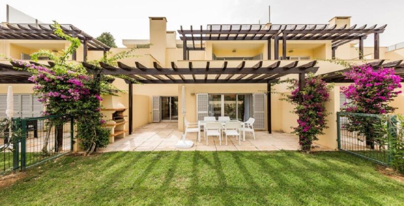 3 bed townhouse for sale in Laguna Resort, Vilamoura, Algarve 3