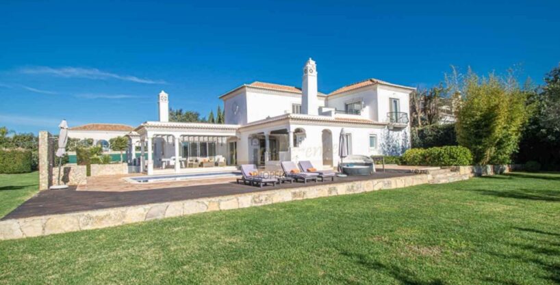 Algarve 5 bed villa in Quinta Verde near Quinta do Lago Golf Resort 1