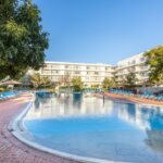 Apartment for sale on Lagos Marina, Algarve 1