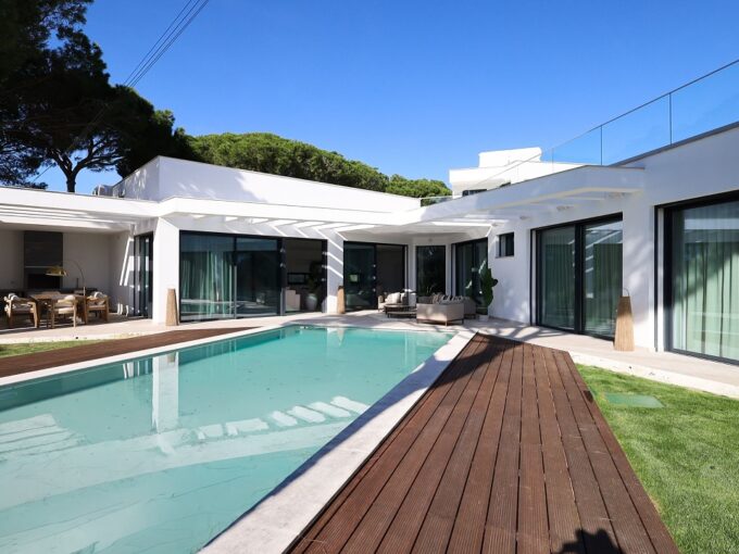 Brand new 4 bed villa for sale in Vilamoura, Algarve 1