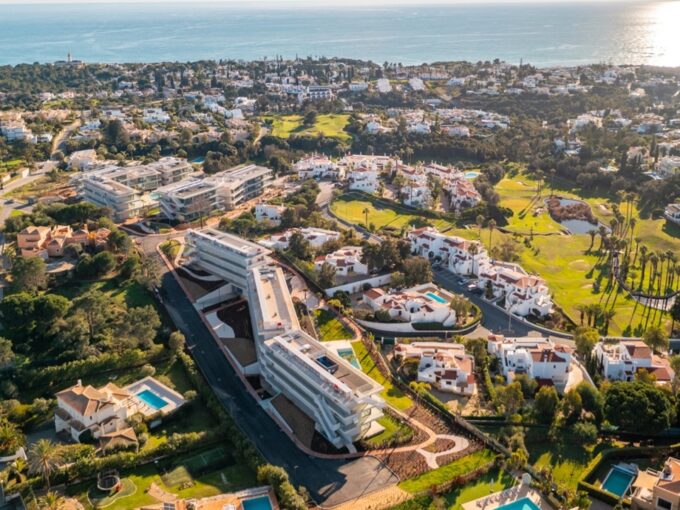 Large sea view brand new 4 bed penthouse in Carvoeiro 1