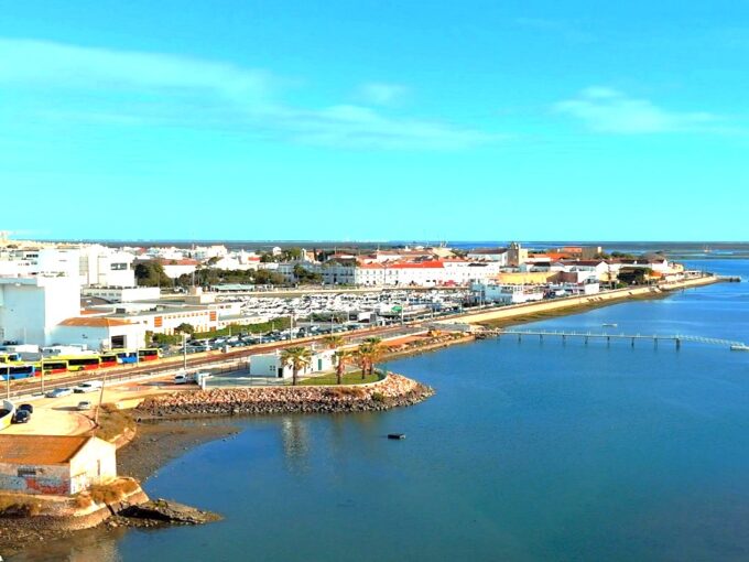 Luxury Algarve 7 bed penthouse for sale in Faro 12