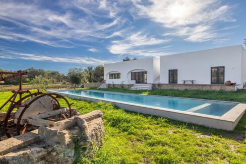 New 3 bed detached villa for sale in Sao Bras, Algarve 1